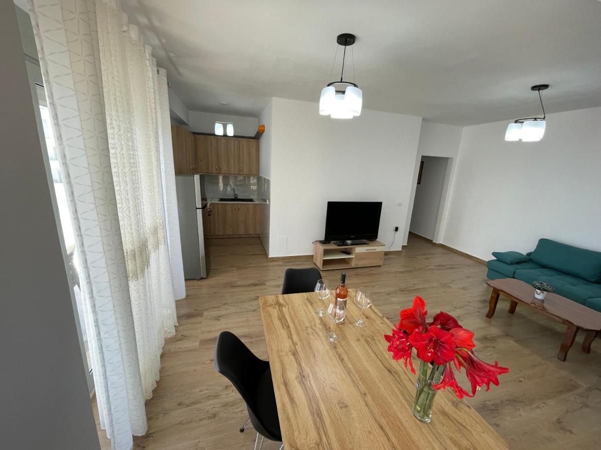 Luxury Sea View Apartaments Sarandë Exterior foto