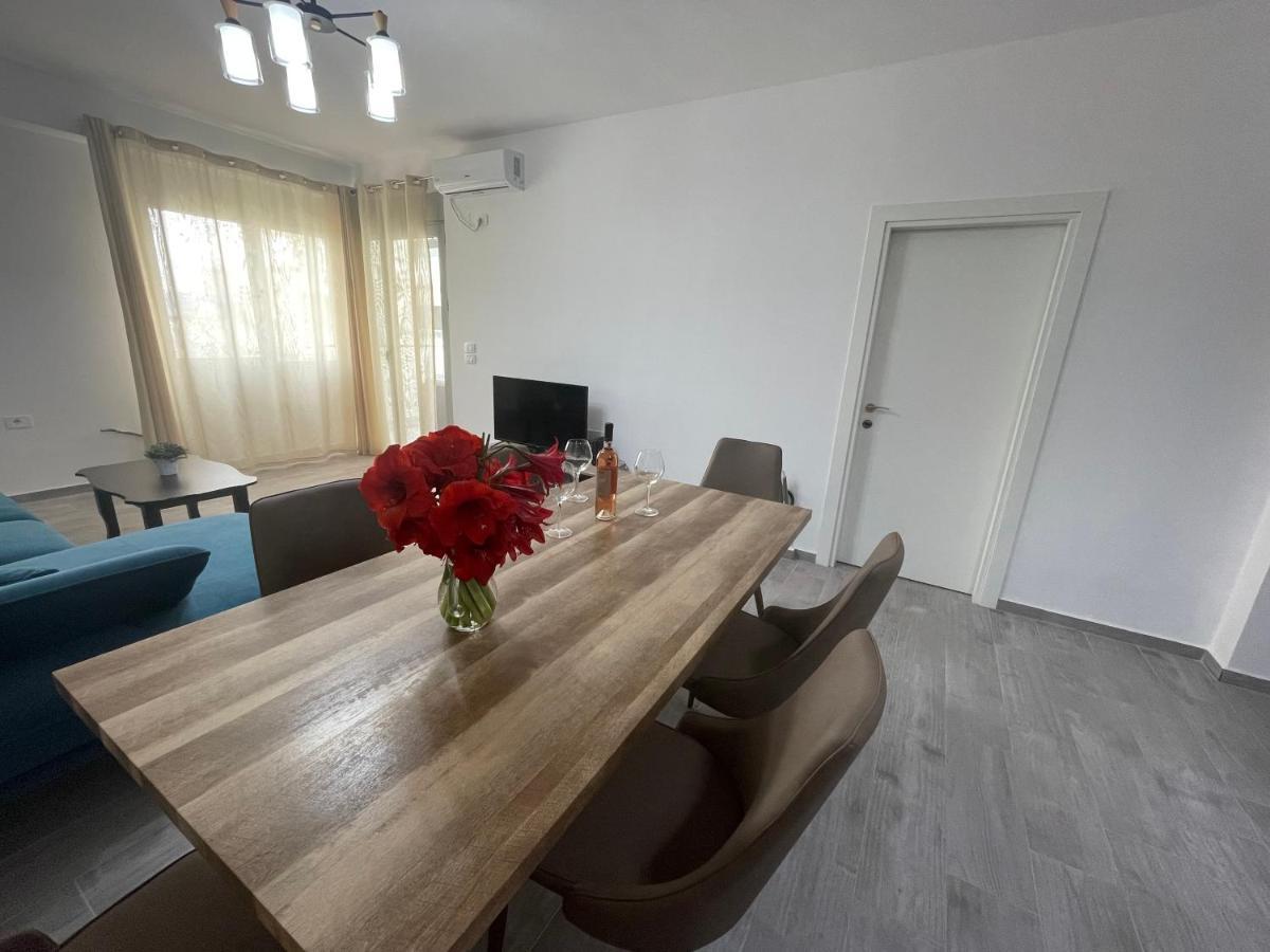 Luxury Sea View Apartaments Sarandë Exterior foto