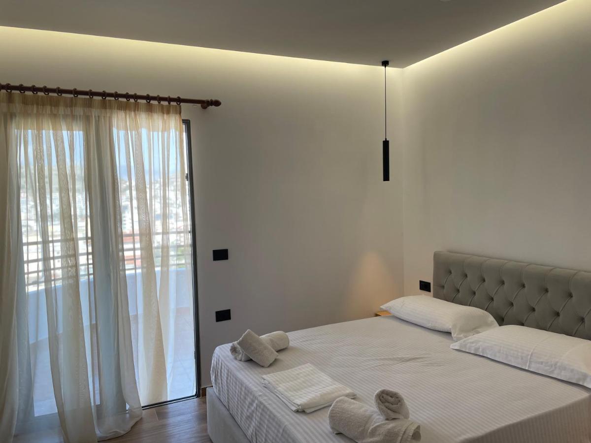 Luxury Sea View Apartaments Sarandë Exterior foto