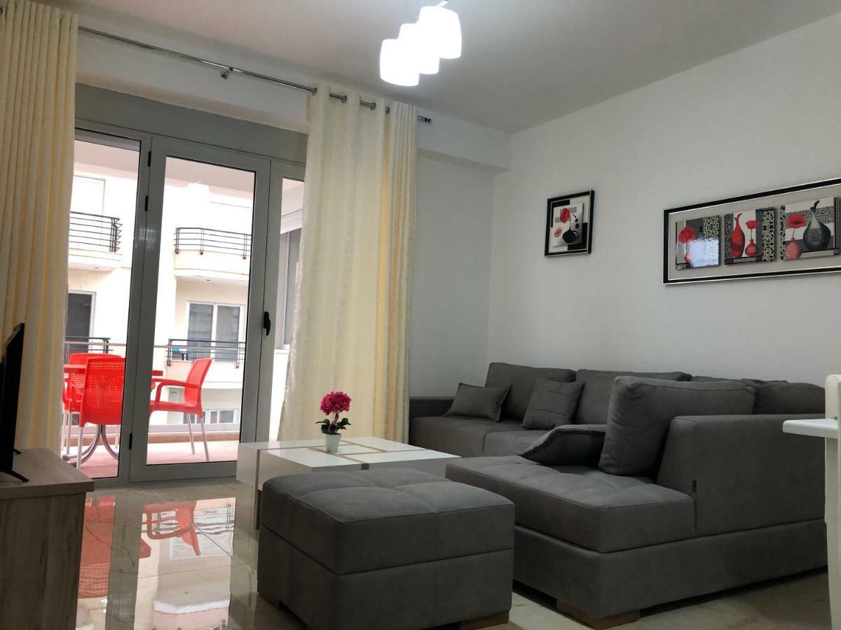Luxury Sea View Apartaments Sarandë Exterior foto